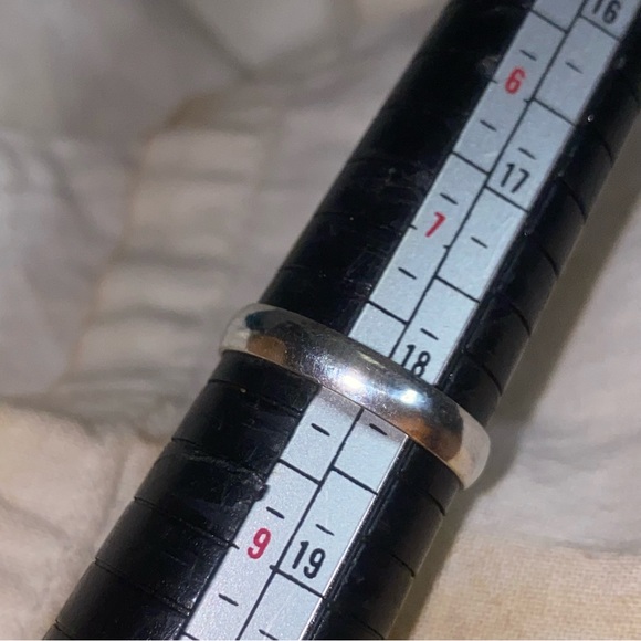 London Blue Topaz bevel cut teardrop statement ring - Picture 9 of 13